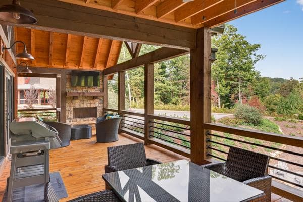 320 Amber Ridge, Blue Ridge GA 30513 - Photo