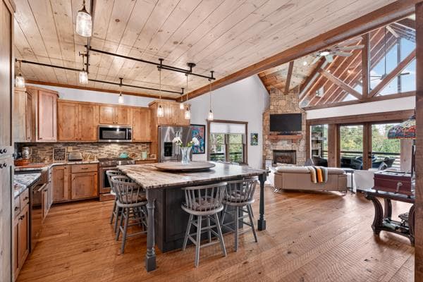 320 Amber Ridge, Blue Ridge GA 30513 - Photo
