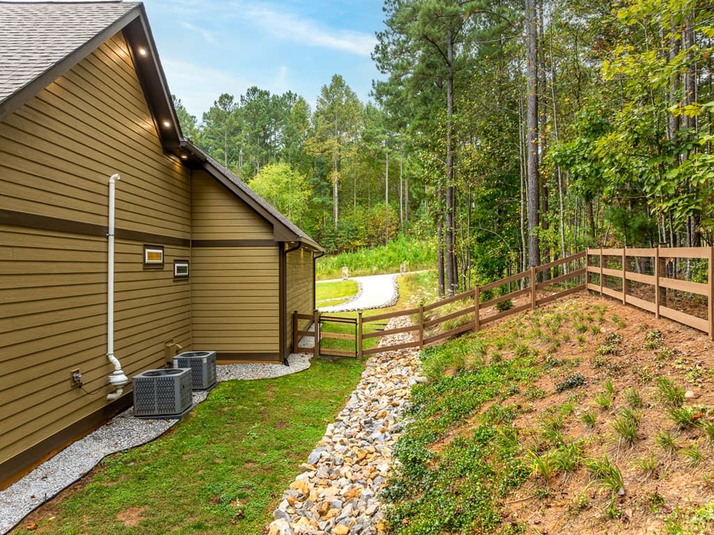 1668 Deyton Drive, Blairsville GA 30512 - Photo