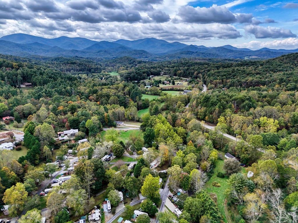 65 Choestoe Valley Lane, Blairsville GA 30512 - Photo