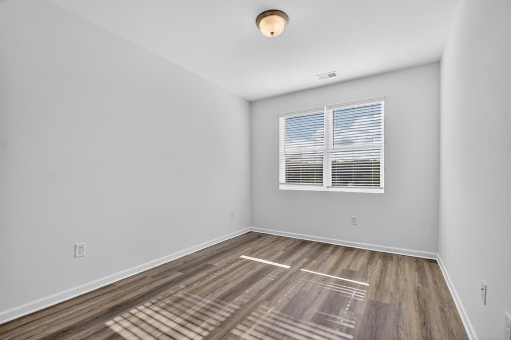 Unit 7 Grove Loop, Blue Ridge GA 30513 - Photo