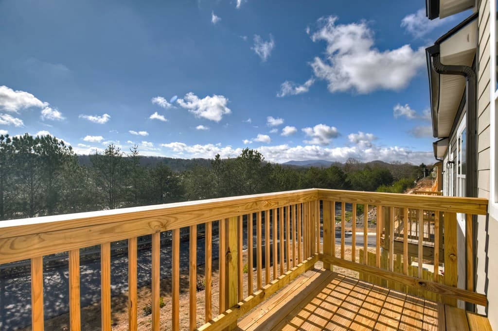Unit 7 Grove Loop, Blue Ridge GA 30513 - Photo