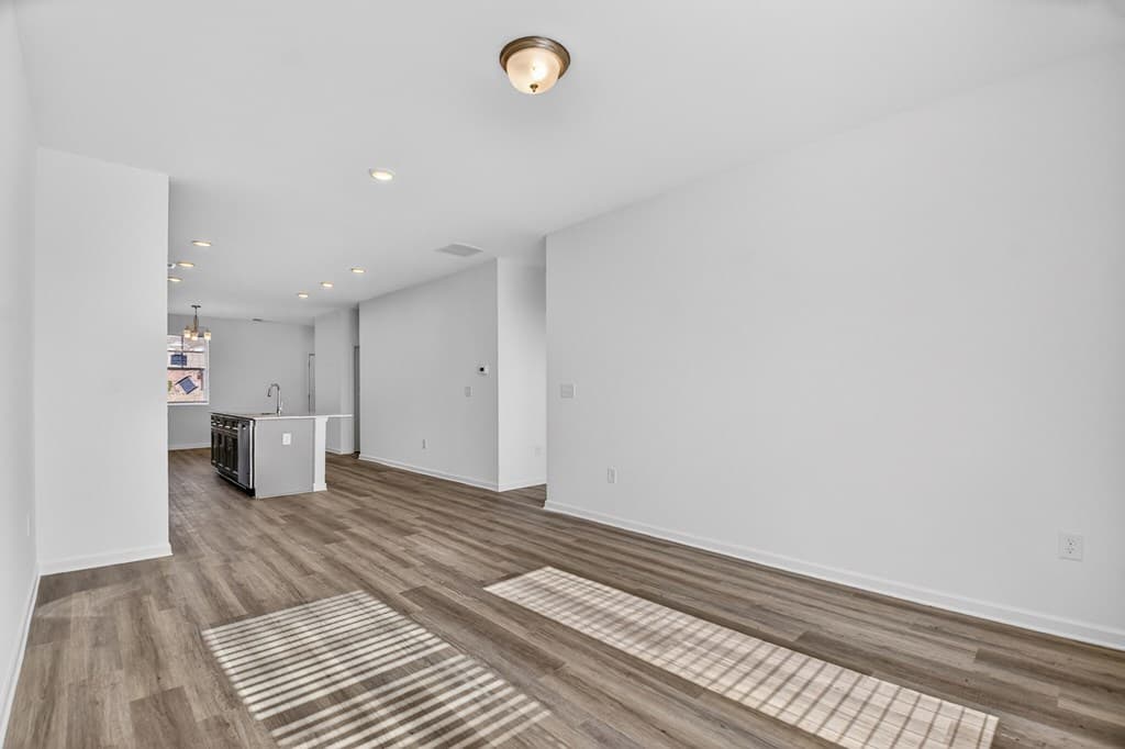 Unit 7 Grove Loop, Blue Ridge GA 30513 - Photo