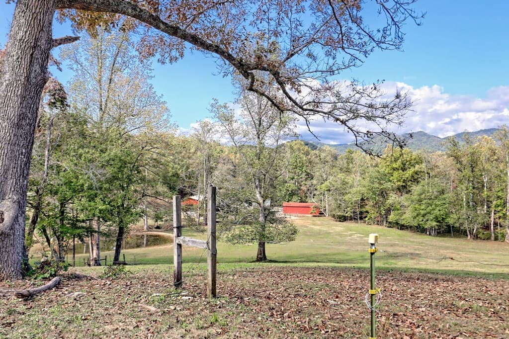 1306 Hot House Road, Hayesville NC 28904 - Photo