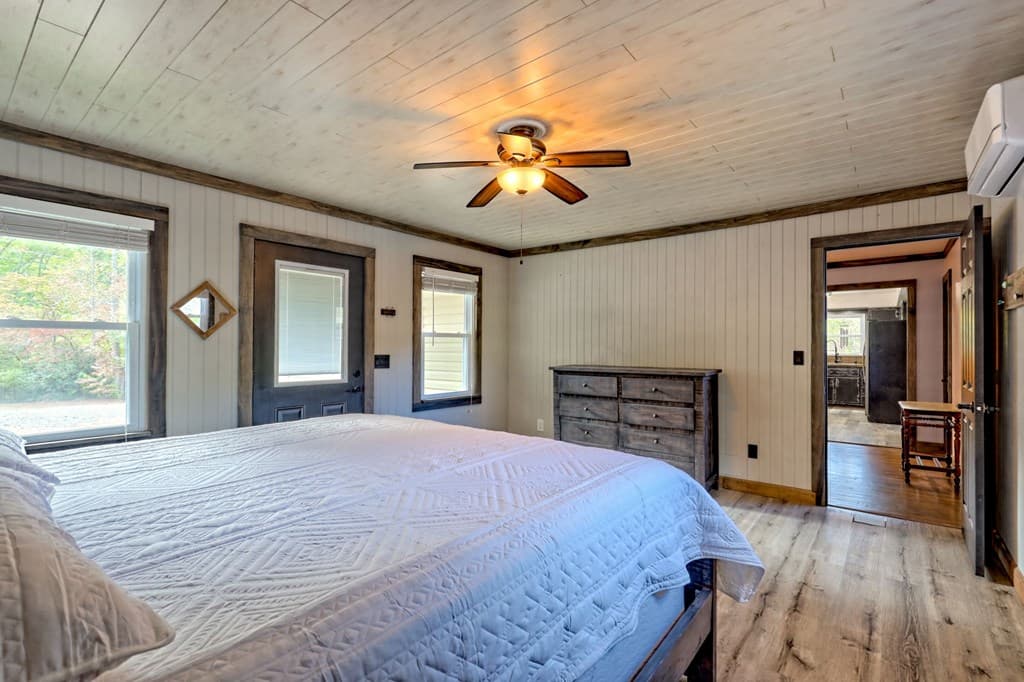 1306 Hot House Road, Hayesville NC 28904 - Photo