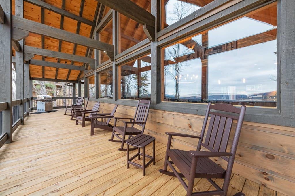 467 Skylight Drive, Blue Ridge GA 30513 - Photo