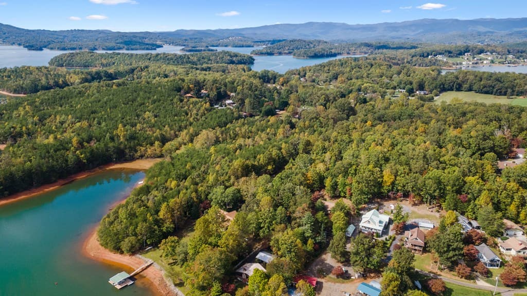 2015 Pine Lake Road, Hiawassee GA 30546 - Photo
