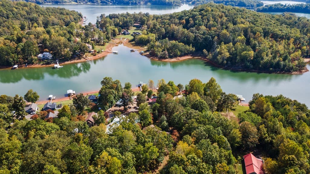 2015 Pine Lake Road, Hiawassee GA 30546 - Photo