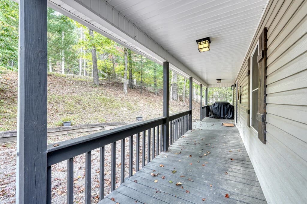 3739 Pat Colwell Road, Blairsville GA 30512 - Photo