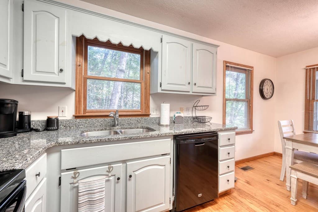 3739 Pat Colwell Road, Blairsville GA 30512 - Photo