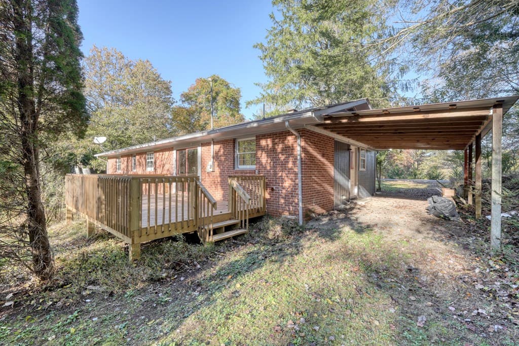 110 Johnson Road, Hayesville NC 28904 - Photo