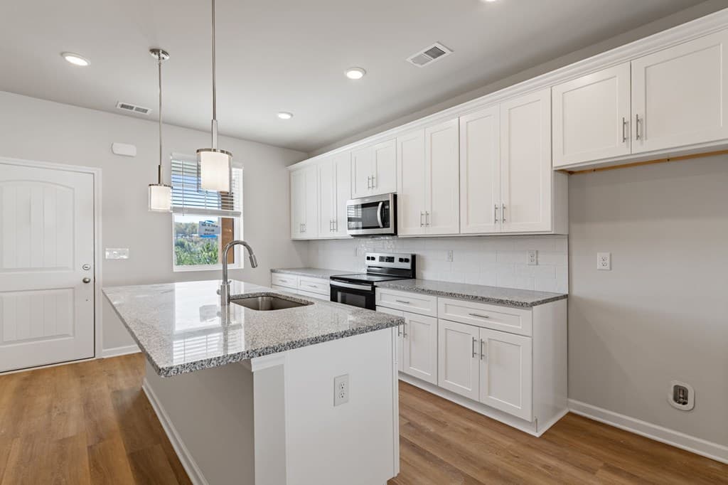 Unit 32 Grove Loop, Blue Ridge GA 30513 - Photo