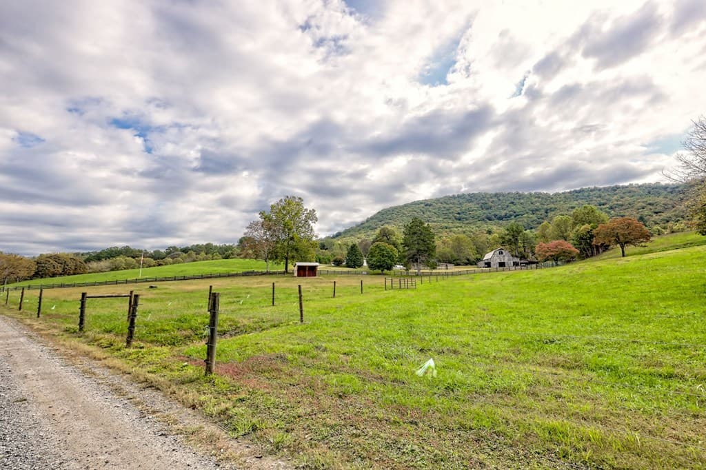 3147 Old Hwy 64 W, Warne NC 28909 - Photo