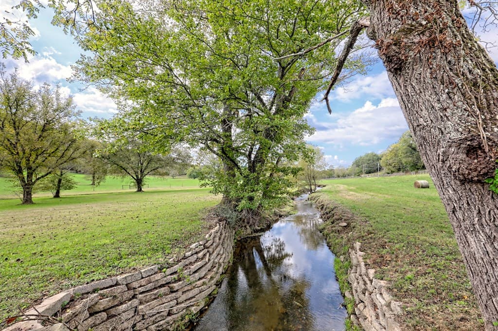 3147 Old Hwy 64 W, Warne NC 28909 - Photo