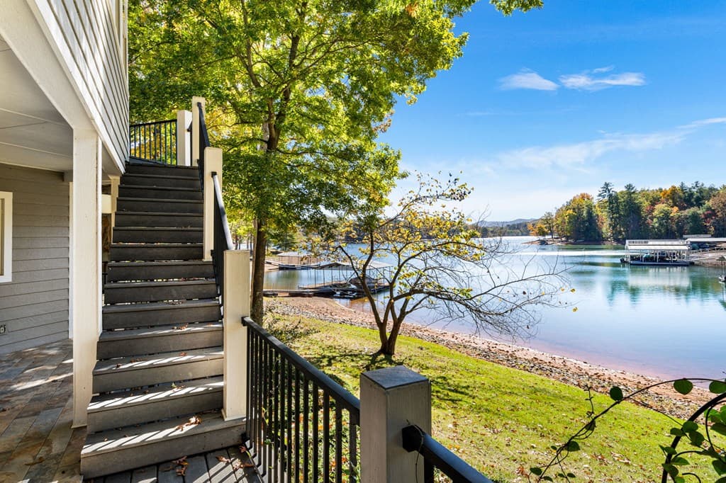 1370 Heathers Cove Circle, Hiawassee GA 30546 - Photo