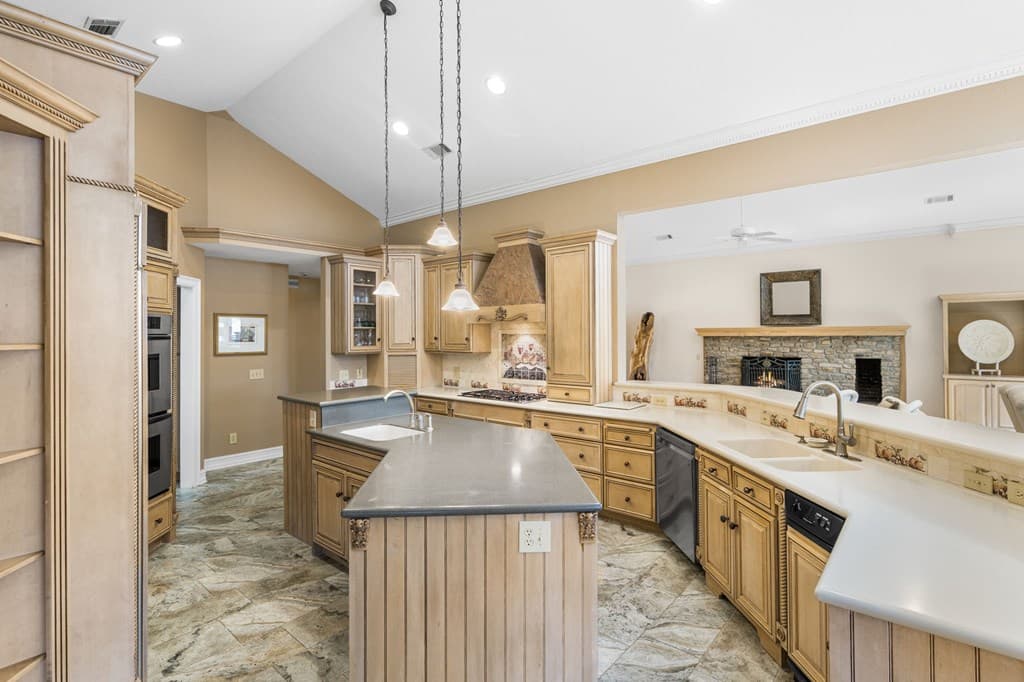 1370 Heathers Cove Circle, Hiawassee GA 30546 - Photo