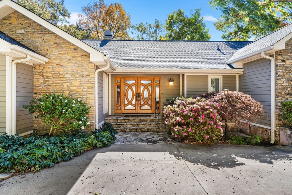 1370 Heathers Cove Circle, Hiawassee GA 30546 - Photo