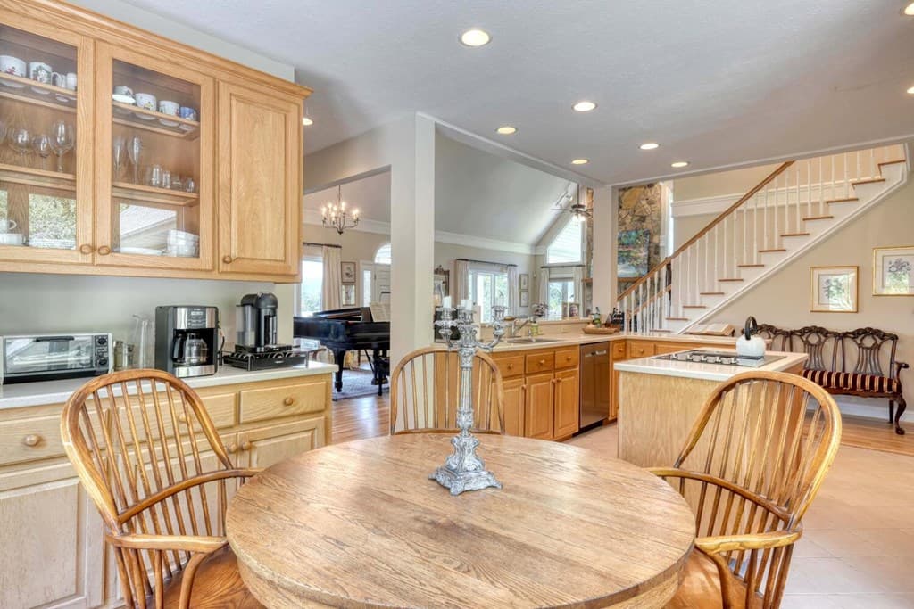 208 Rich Drive, Blairsville GA 30512 - Photo
