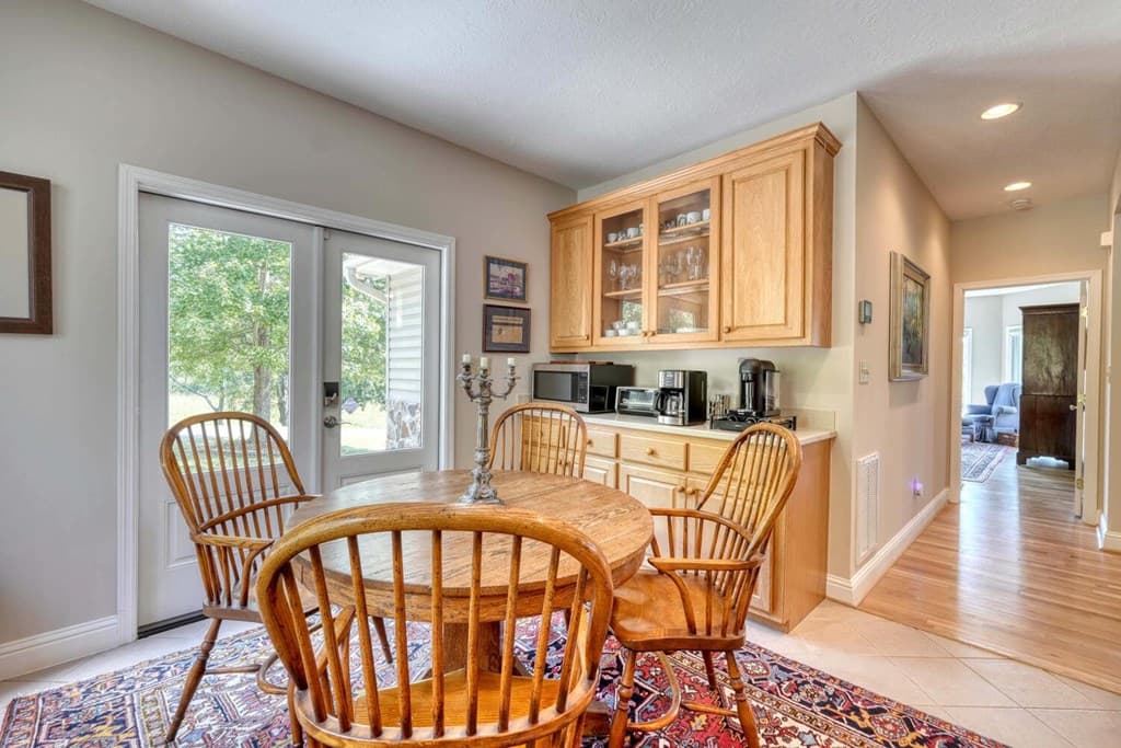 208 Rich Drive, Blairsville GA 30512 - Photo