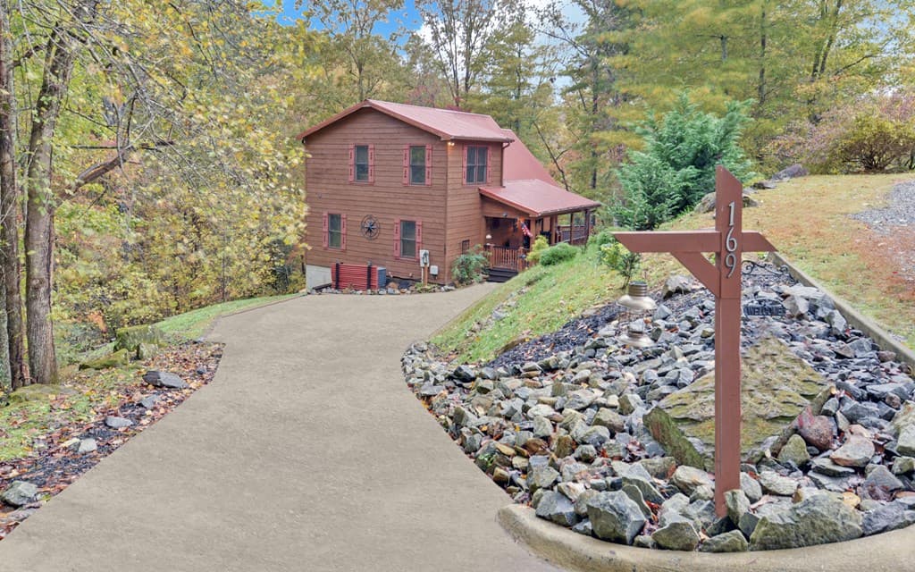169 Wildwood Court, Ellijay GA 30540 - Photo