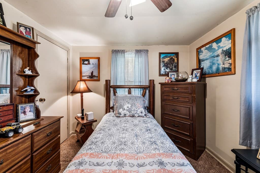 121 Orchard Boulevard, Blue Ridge GA 30513 - Photo