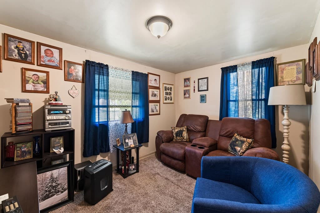 121 Orchard Boulevard, Blue Ridge GA 30513 - Photo