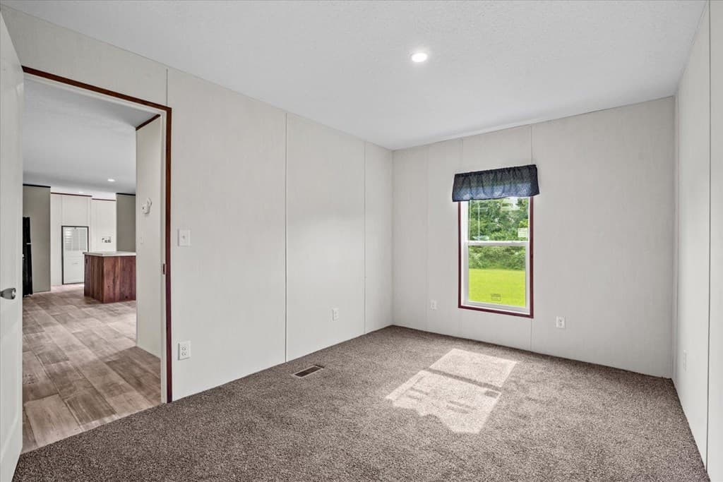 232 Brandon Circle, Chatsworth GA 30705 - Photo