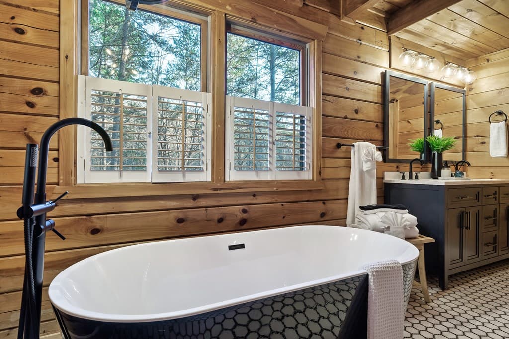 239 Ernest Alta Circle, Blue Ridge GA 30513 - Photo