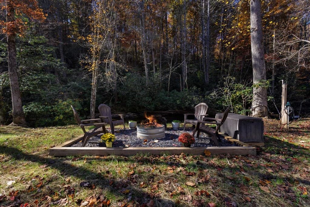 163 Cherokee Path, Blue Ridge GA 30513 - Photo