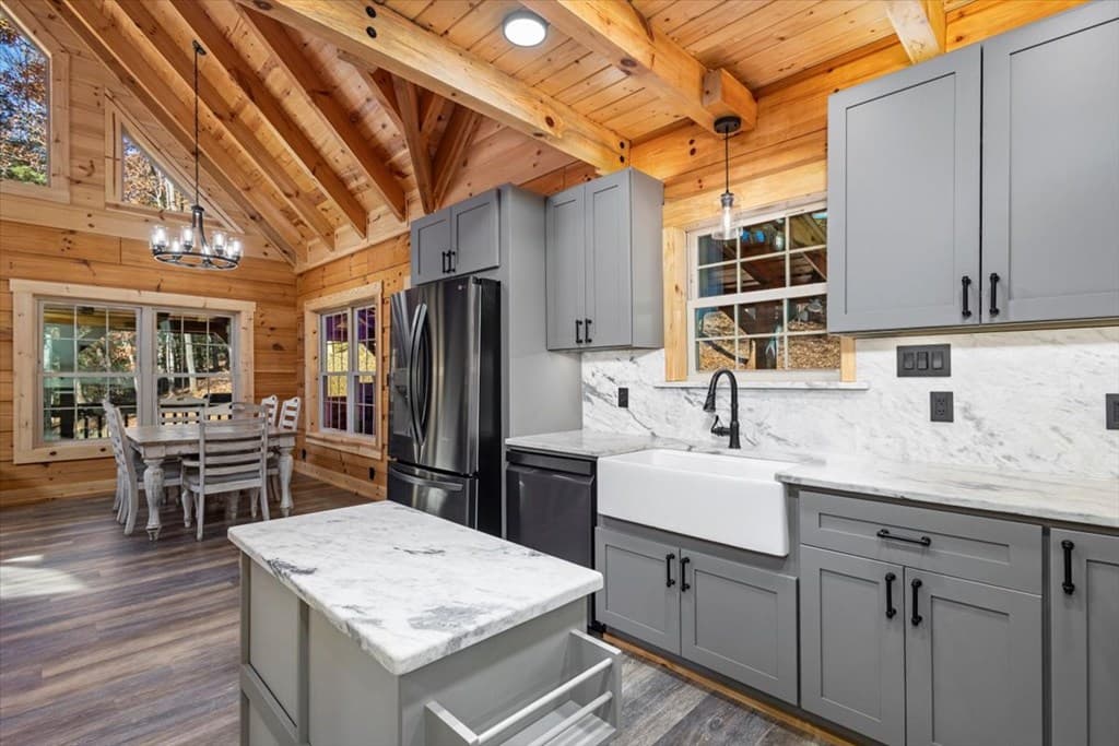 163 Cherokee Path, Blue Ridge GA 30513 - Photo