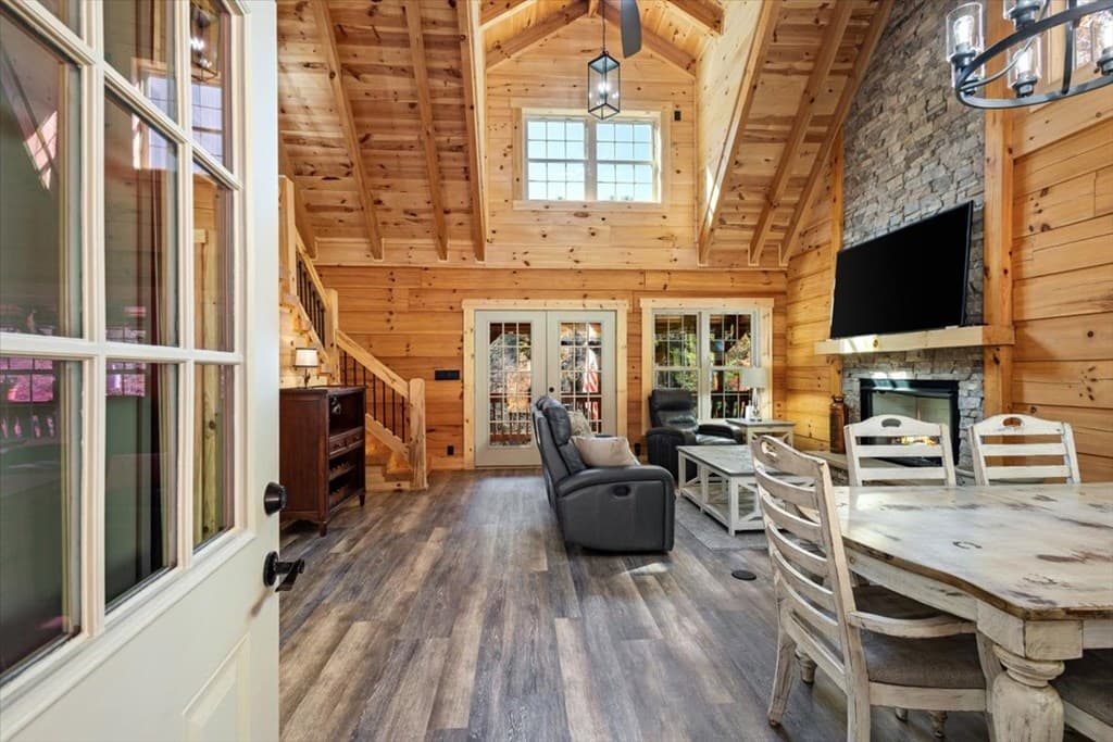 163 Cherokee Path, Blue Ridge GA 30513 - Photo