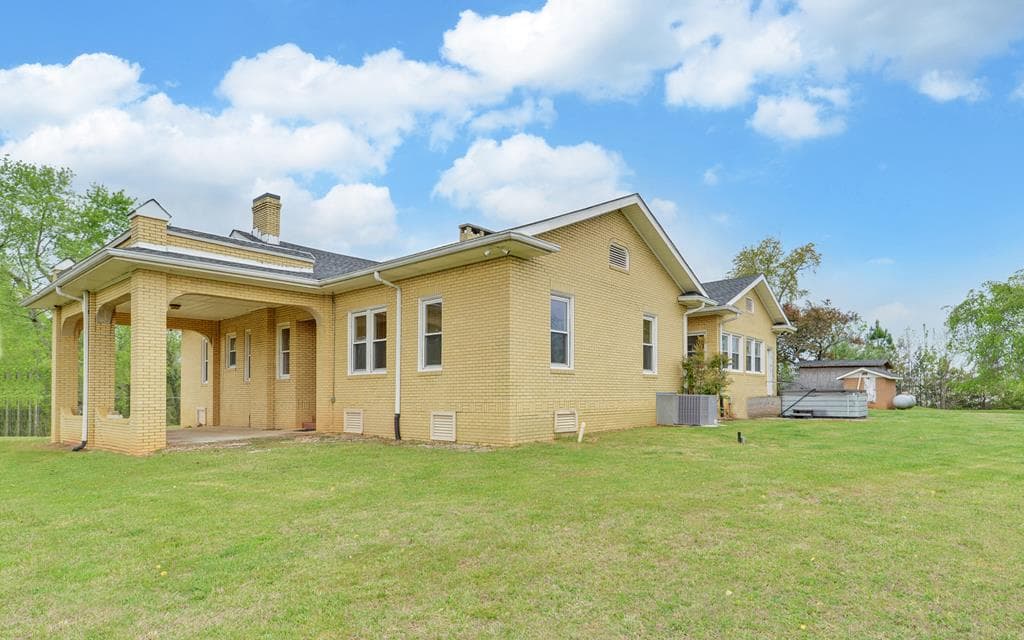 2465 Blue Ridge Drive, Blue Ridge GA 30513 - Photo