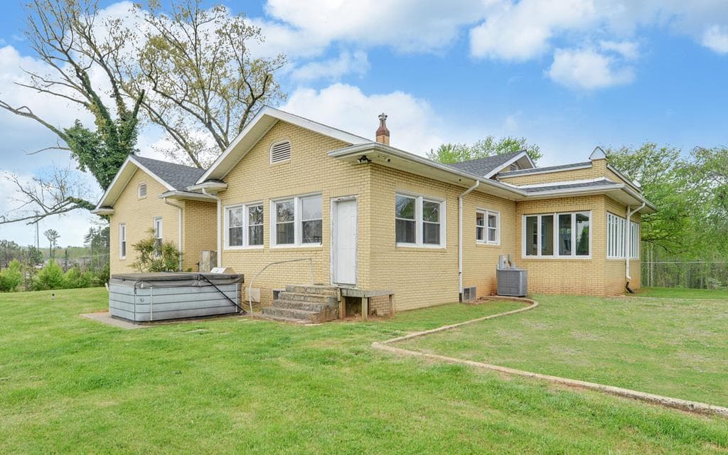 2465 Blue Ridge Drive, Blue Ridge GA 30513 - Photo