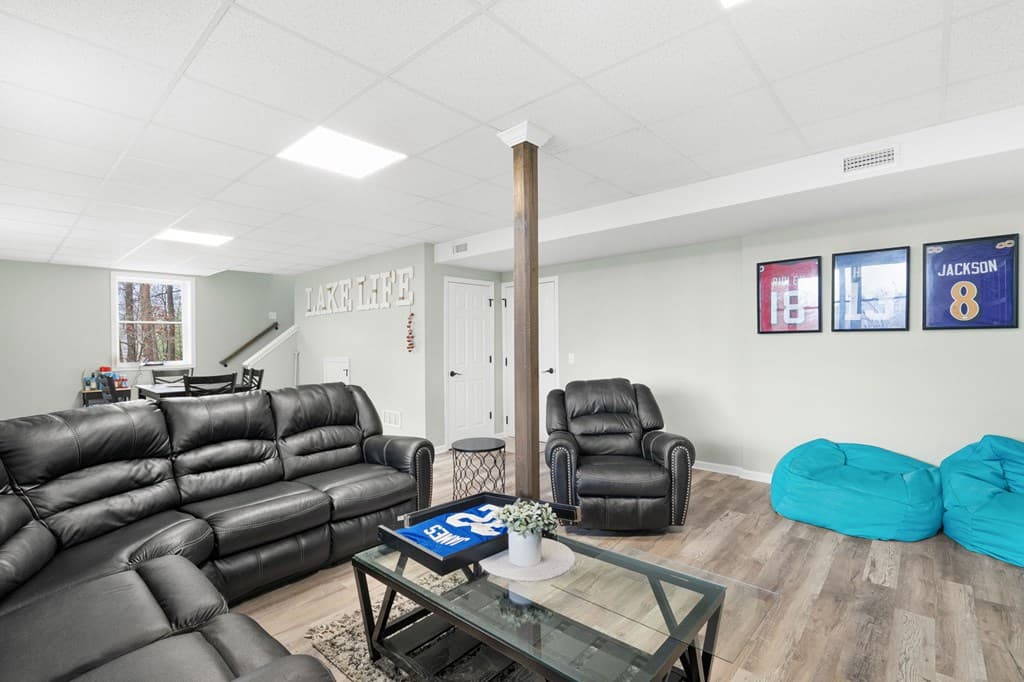 1612 Lakeview Dr, Young Harris GA 30582 - Photo