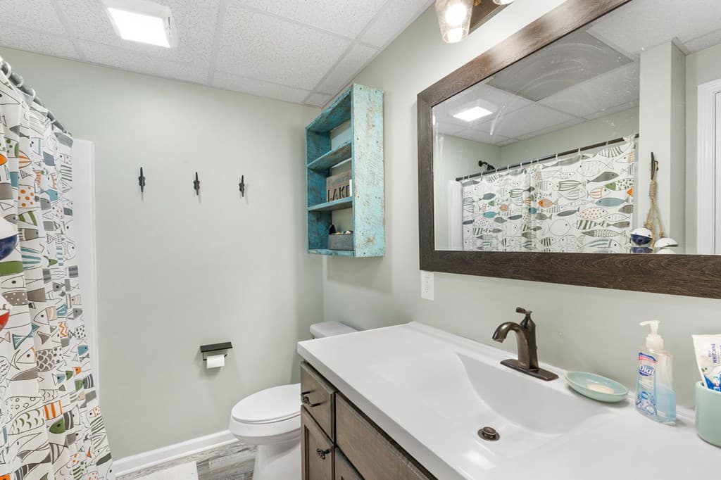 1612 Lakeview Dr, Young Harris GA 30582 - Photo