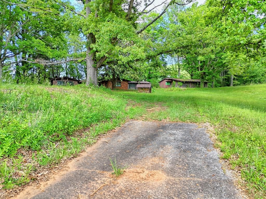 314 Lakeside Drive, Hiawassee GA 30546 - Photo