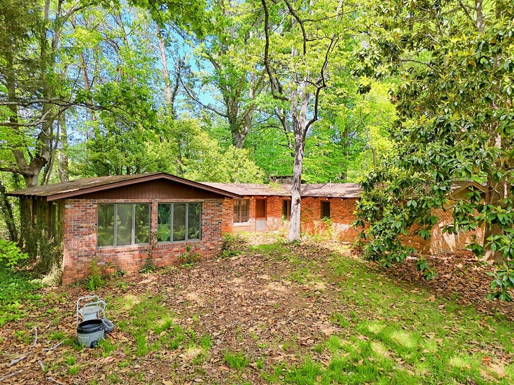314 Lakeside Drive, Hiawassee GA 30546 - Photo