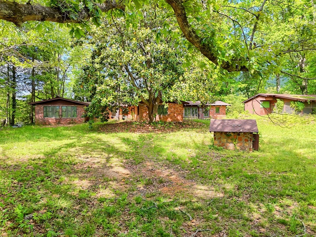 314 Lakeside Drive, Hiawassee GA 30546 - Photo