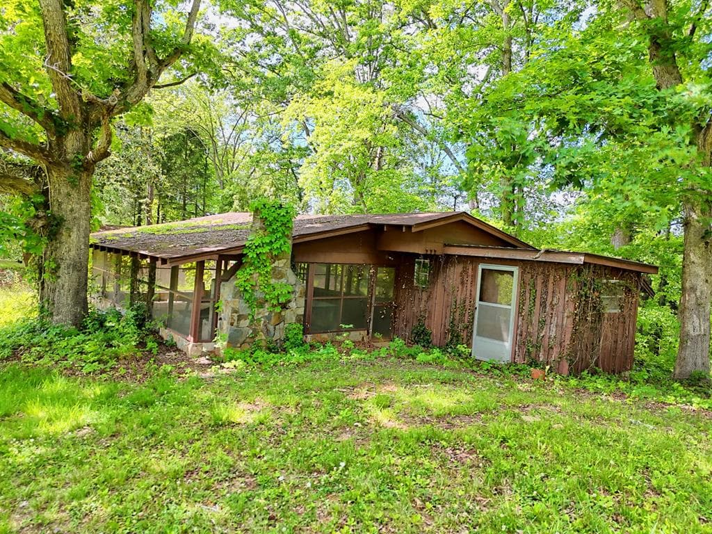 314 Lakeside Drive, Hiawassee GA 30546 - Photo