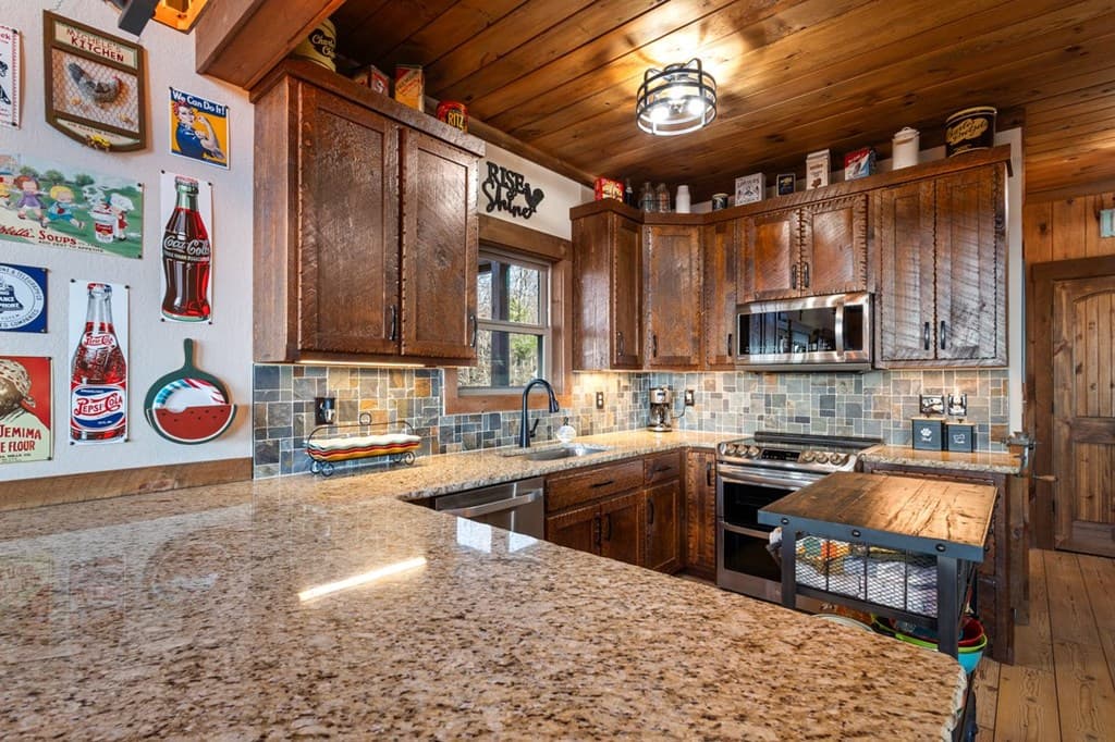 729 Wilderness Creek Way, Murphy NC 28906 - Photo