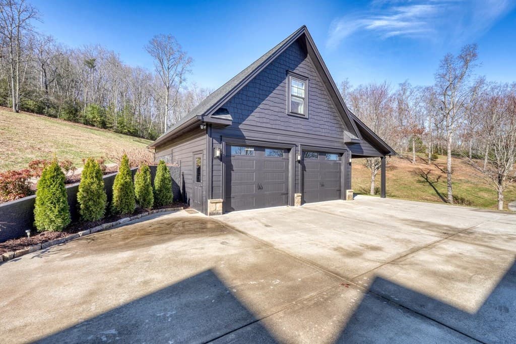 215 Harmony Lane, Hiawassee GA 30546 - Photo