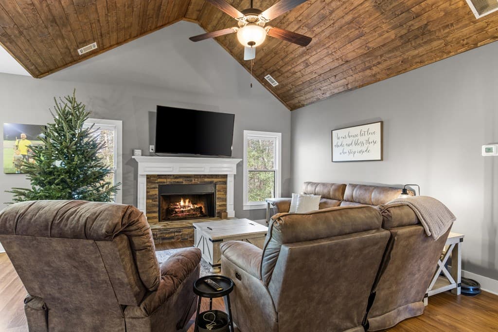 41 Brumby Trail, Ellijay GA 30536 - Photo