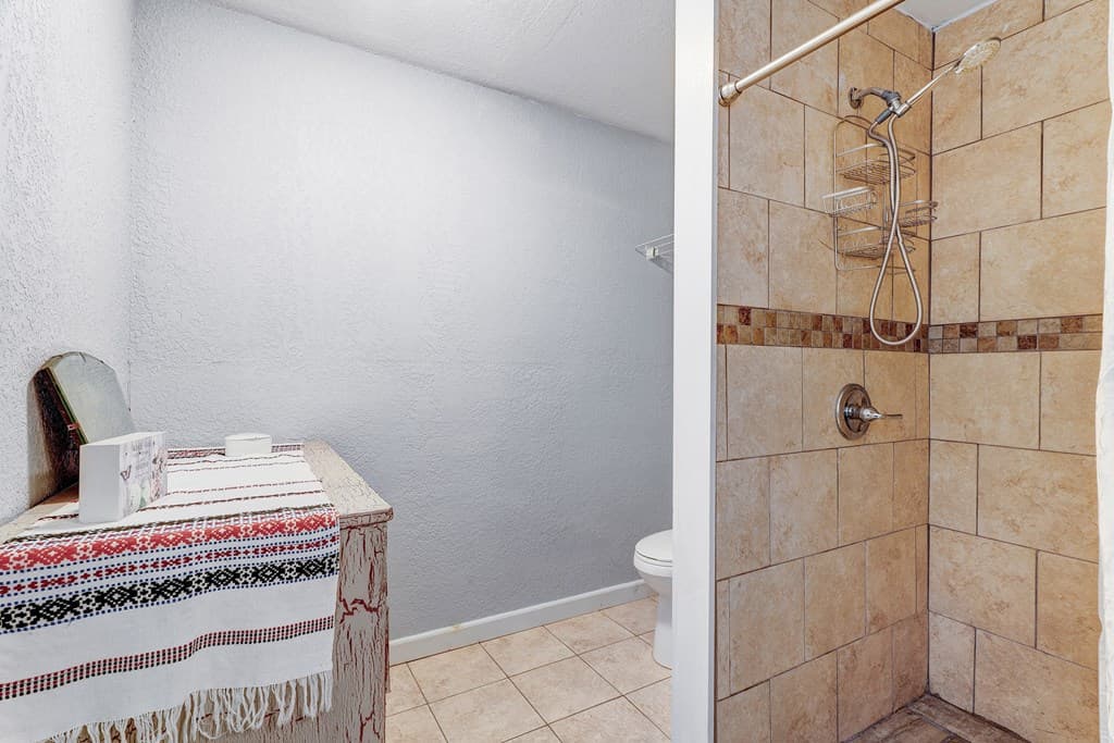 28 Weaver Street, Mccaysville GA 30555 - Photo