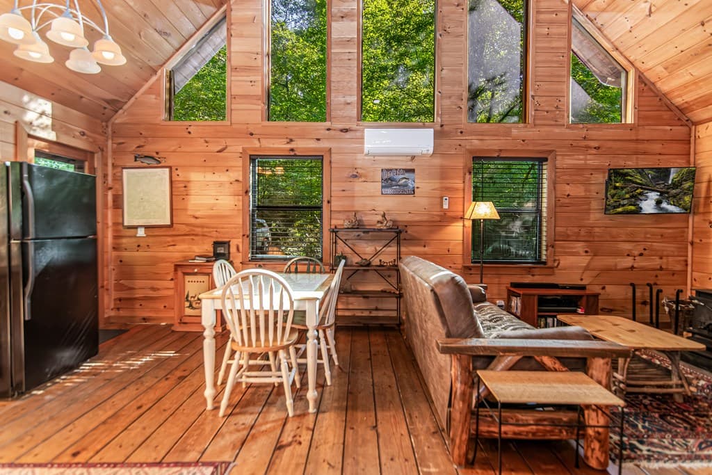 416 Millstone Mountain Lane, Blue Ridge GA 30513 - Photo