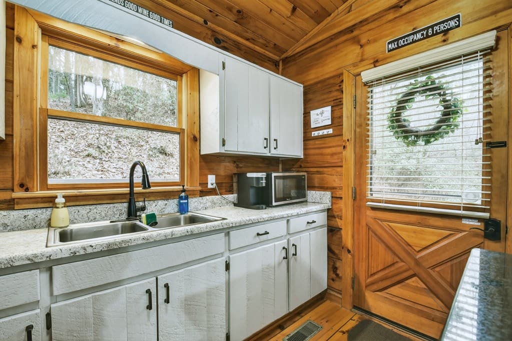 488 Joann Sisson Road, Blue Ridge GA 30513 - Photo
