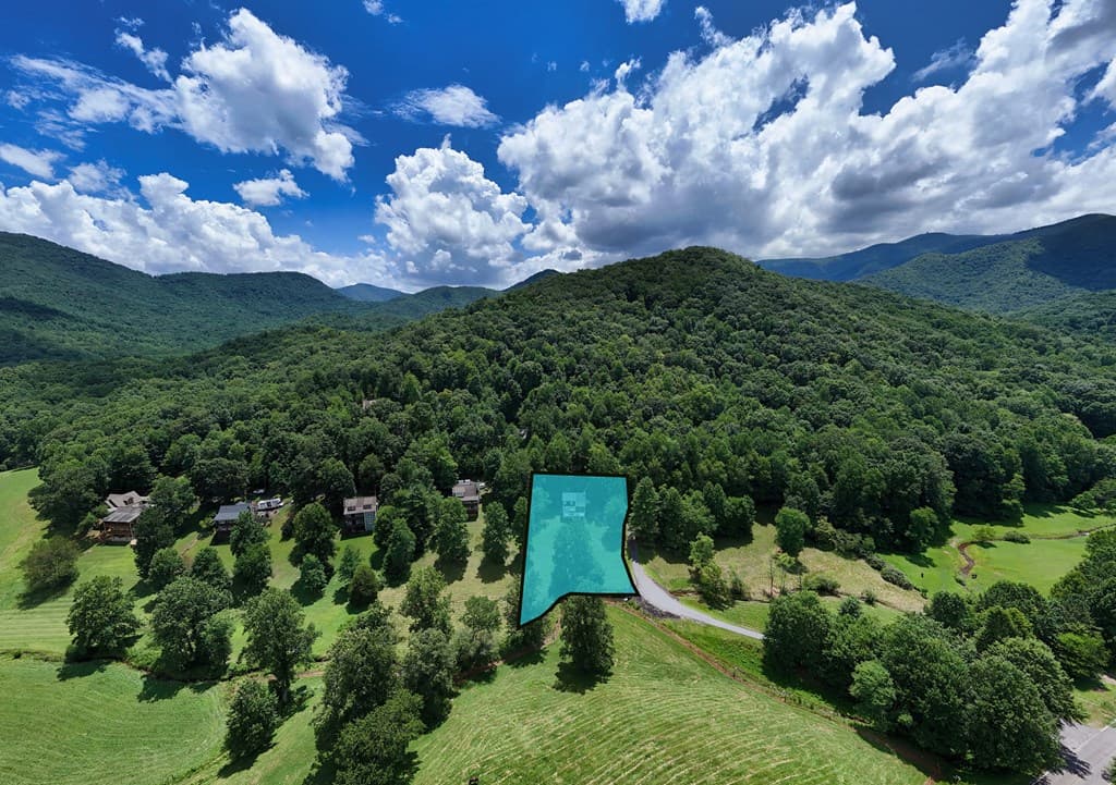 105 Evergreen Road, Hiawassee GA 30546 - Photo