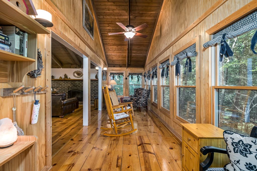131 Hickory Trace, Ellijay GA 30536 - Photo