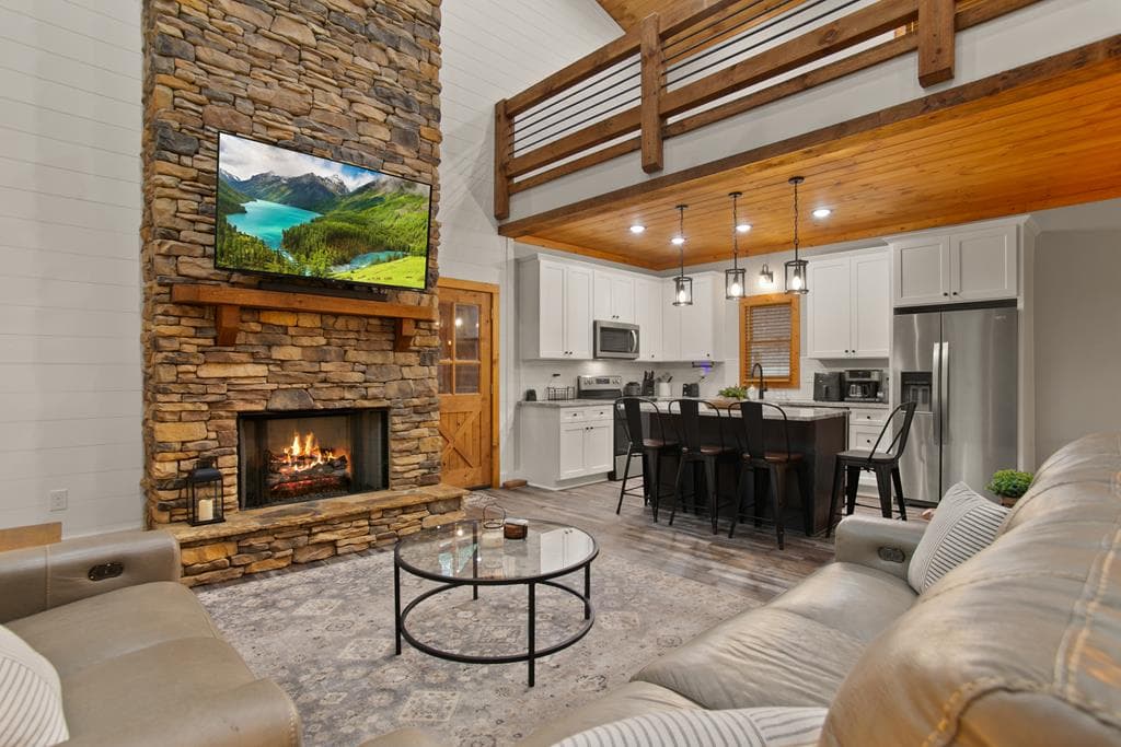 60 Cherokee Trl, Ellijay GA 30540 - Photo