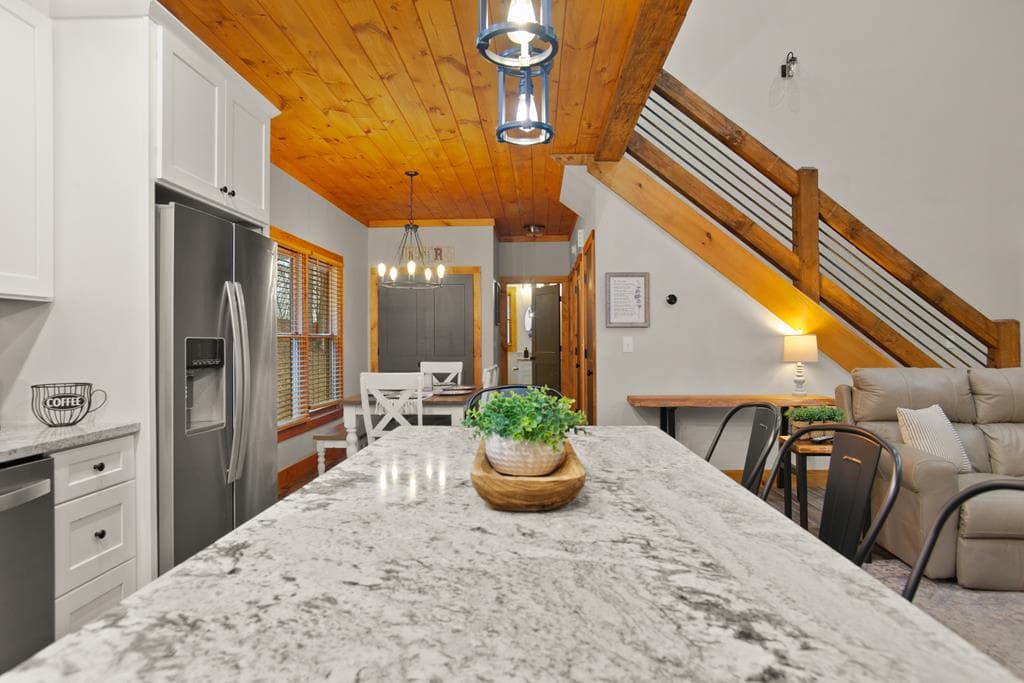 60 Cherokee Trl, Ellijay GA 30540 - Photo