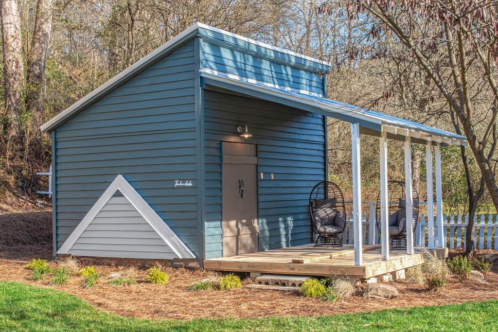 8679 Lakewood Hwy, Mineral Bluff GA 30559 - Photo